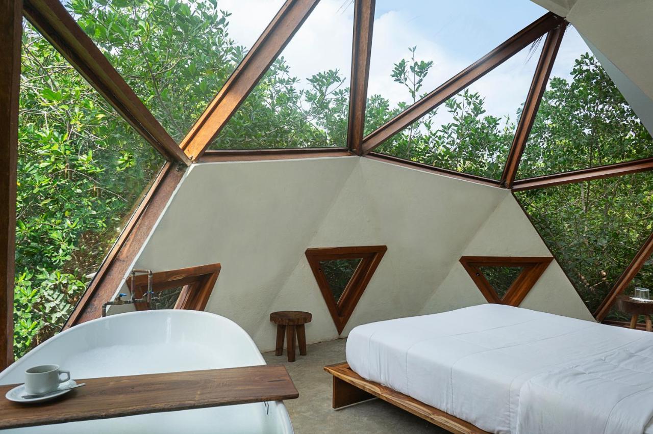 Mamasan Treehouses & Cabins Тулум Екстер'єр фото