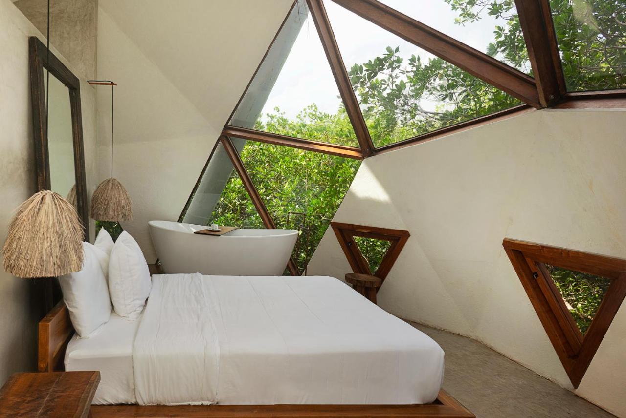 Mamasan Treehouses & Cabins Тулум Екстер'єр фото