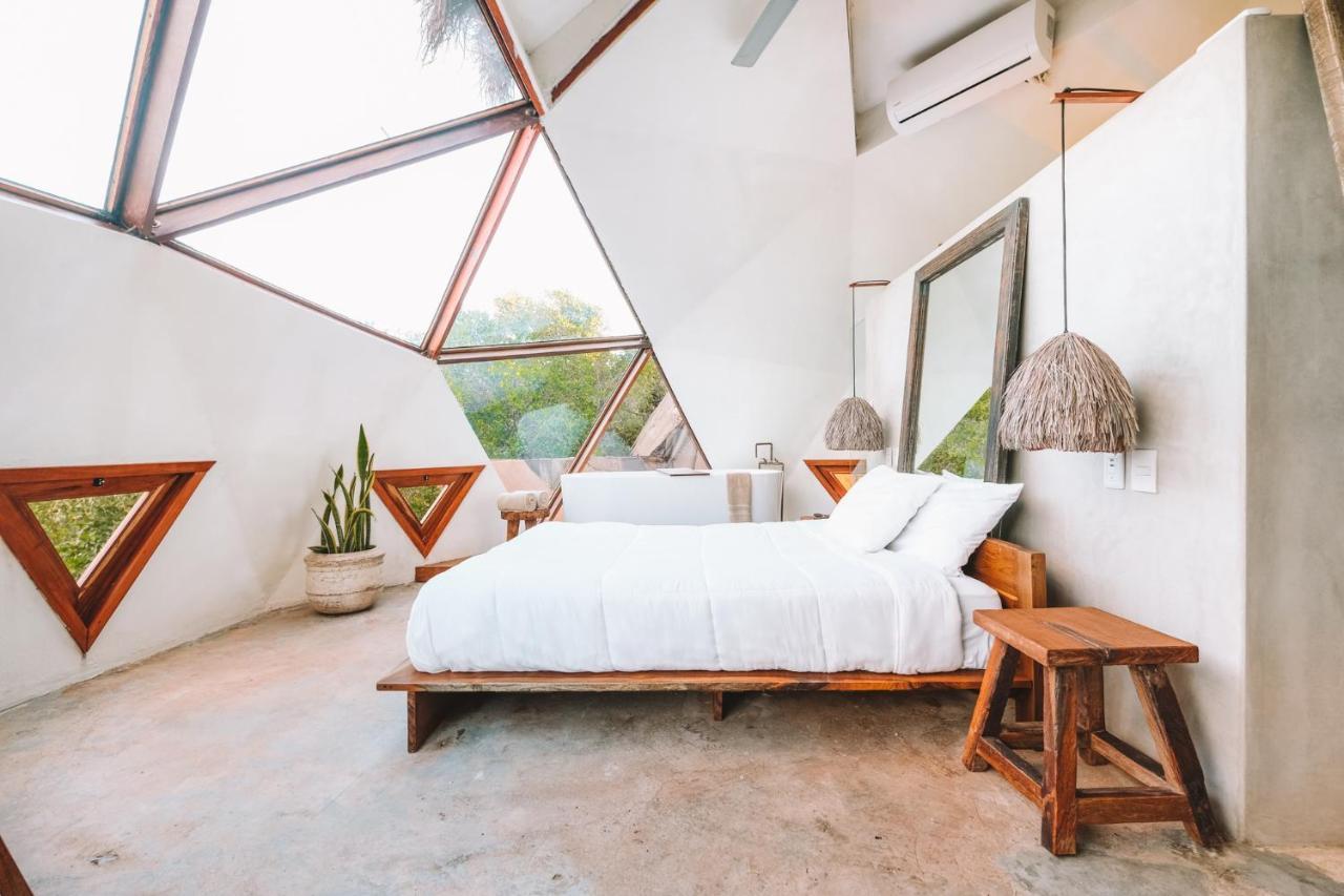 Mamasan Treehouses & Cabins Тулум Екстер'єр фото