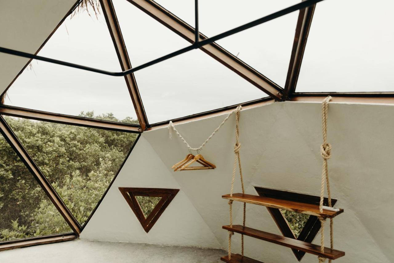 Mamasan Treehouses & Cabins Тулум Екстер'єр фото